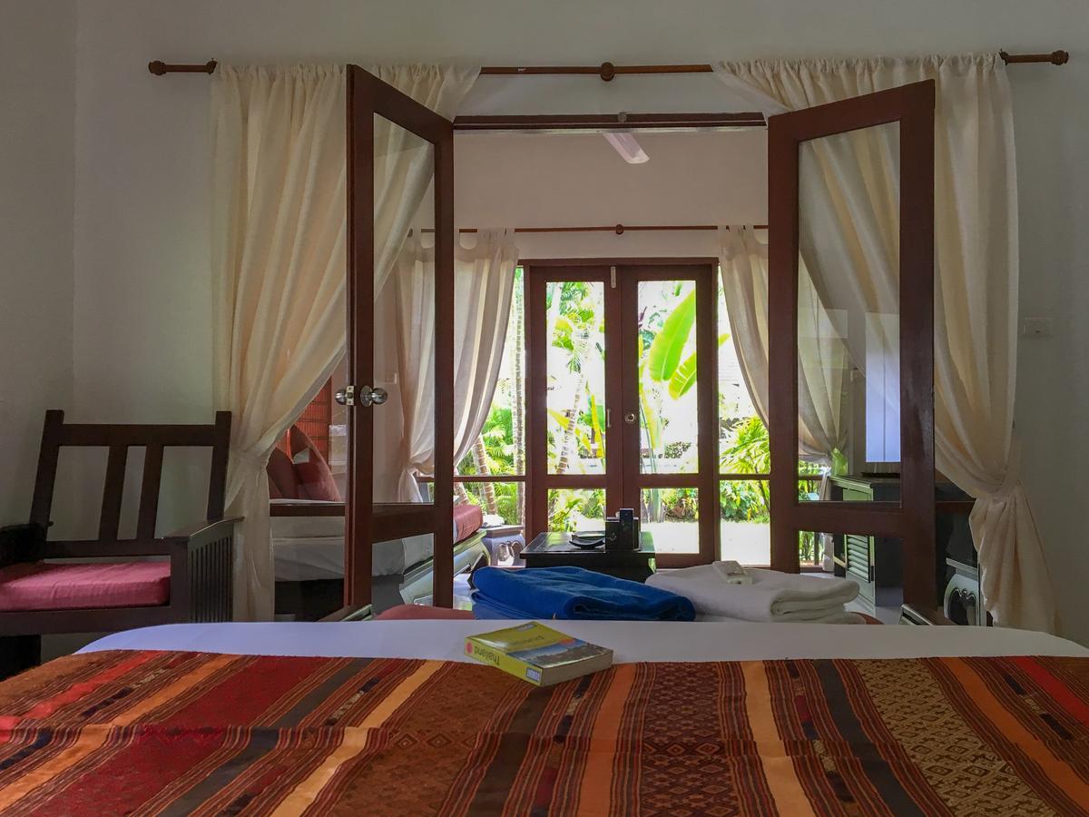 Easy Time Resort Laem Sai Beach Экстерьер фото